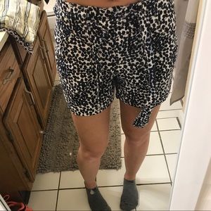 Loft Linen Shorts 💜